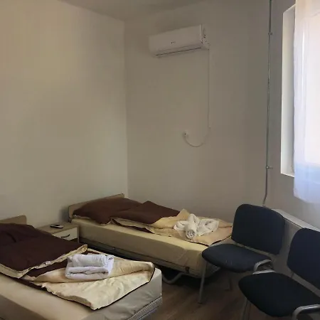 Almasy Vendeghaz Guest house