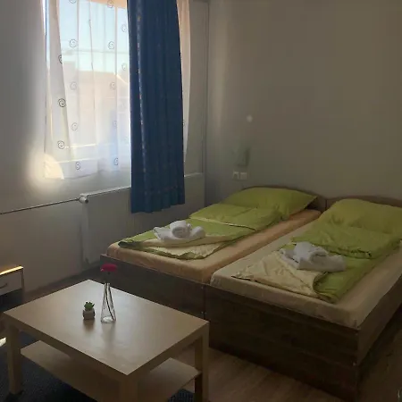 Гостевой дом Almasy Vendeghaz 4*