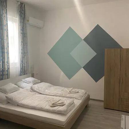 Гостевой дом Almasy Vendeghaz 4*
