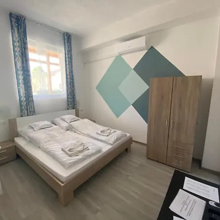 Almasy Vendeghaz Guest house *