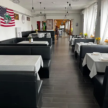 Гостевой дом Almasy Vendeghaz